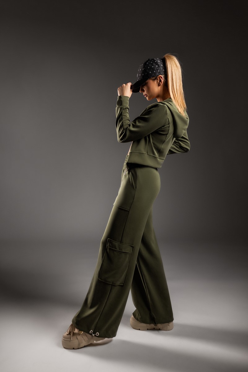 0D2A4285 kobiece ubrania sportowe